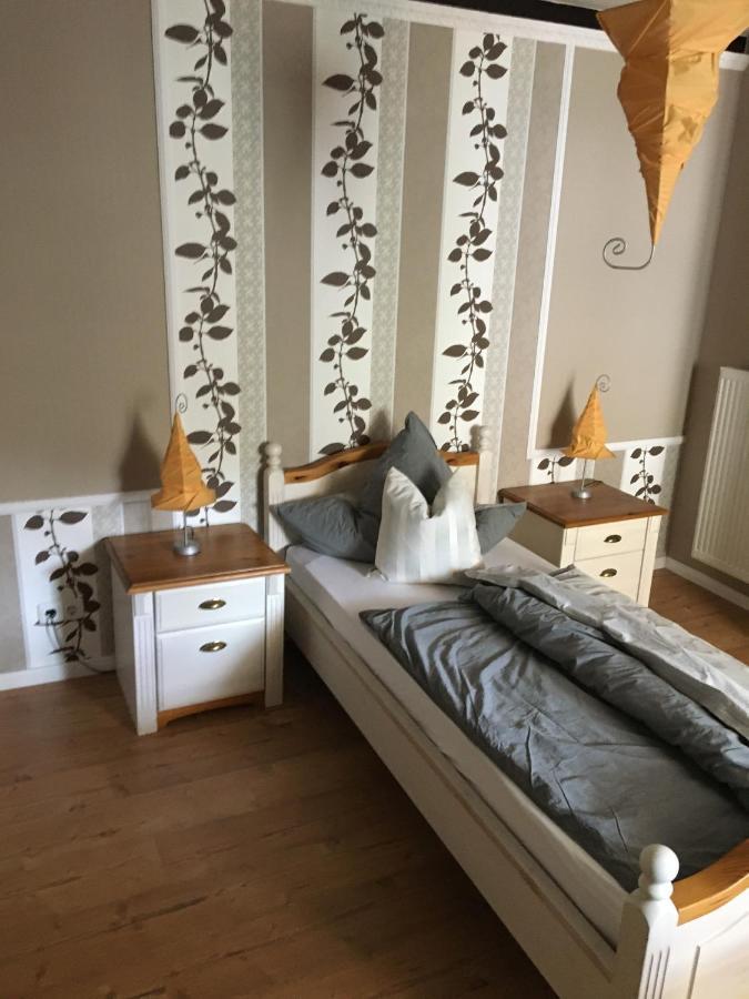 Ferienwohnung Rabennest Hatzenport Esterno foto